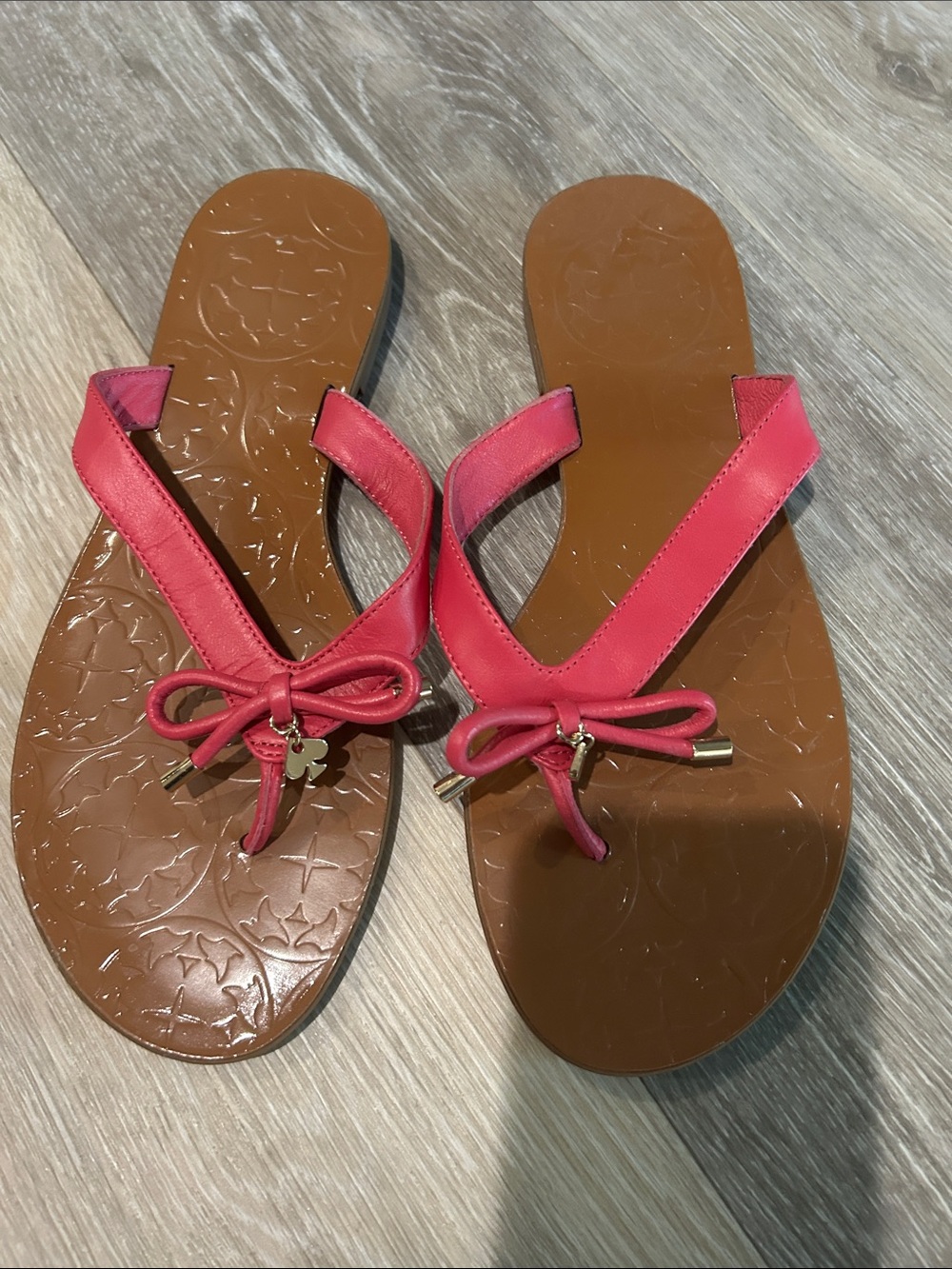 kate spade Pink Bow Thong Sandals with Brown Footbed
